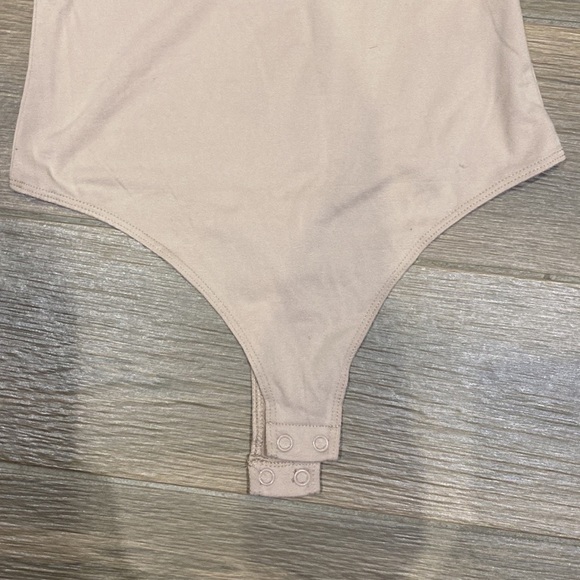 Revamped beige bodysuit size XS - Picture 3 of 3